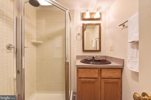 9305 Mintwood St, Silver Spring MD 20901-3523 exterior