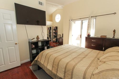227 Coffman St, Anaheim CA  92805-7100 exterior