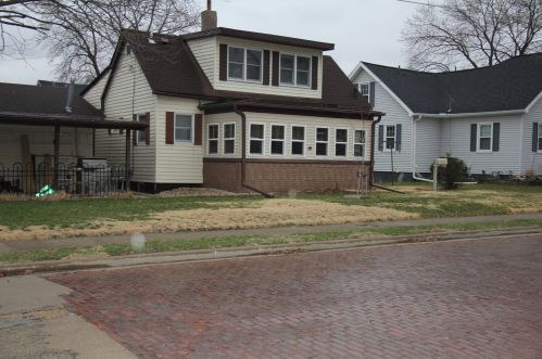 722 Poplar St, Ottawa, IL 61350-2659