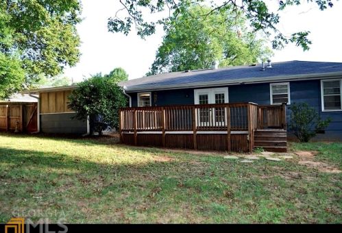 135 North Ave, Carrollton, GA 30117-2323