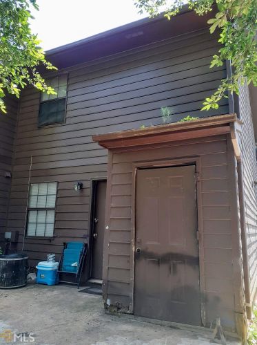 5762 Old Gordon Rd, Mableton, GA 30126-3308