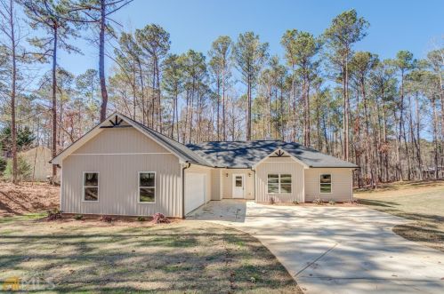 250 Mockingbird Dr, Monticello, GA 31064-9218