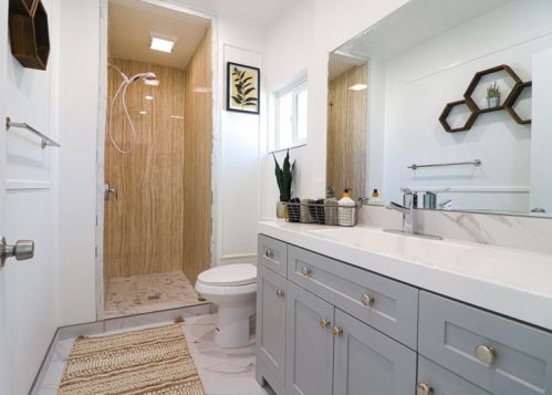 2314 Bristol St, Santa Ana CA  92704-5721 exterior