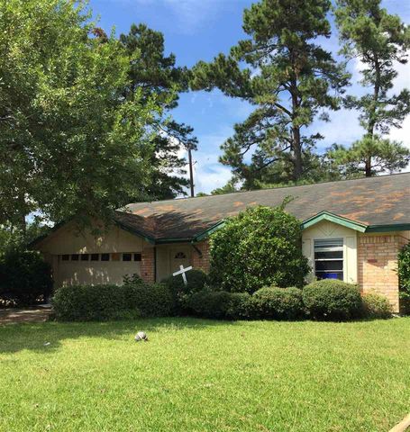 2206 International Ave, Orange, TX 77632-1412