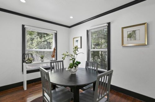 4247 Cresthaven Rd, Dallas TX  75209-3009 exterior