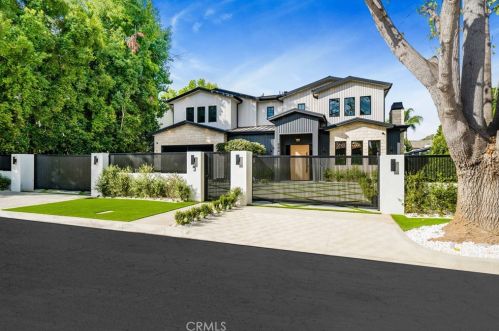 4445 Firmament Ave, Van Nuys, CA 91436-3104