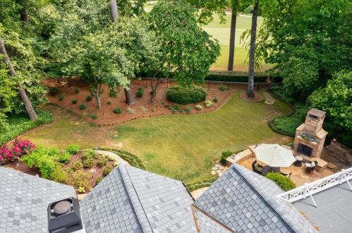 4141 Club Dr, Atlanta, GA 30319-1115
