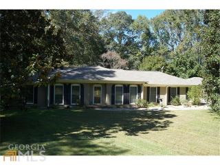63 Deerfield Rd, Porterdale, GA 30014-1634