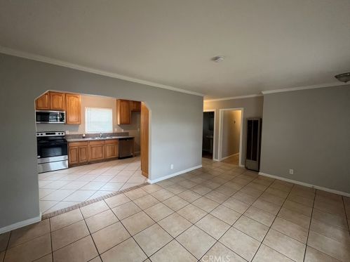 9230 Philbin Ave, Riverside CA  92503-8607 exterior