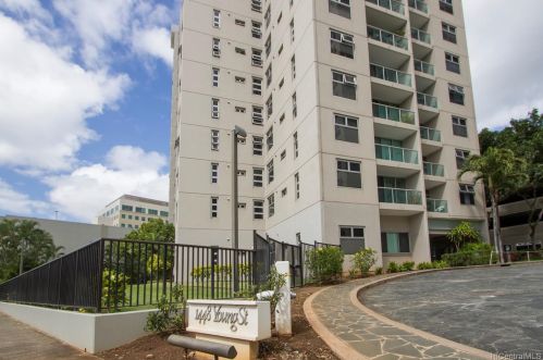 1448 Young St, Honolulu HI  96814-1837 exterior