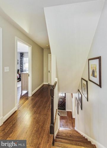 1506 Live Oak Dr, Silver Spring MD 20910-1543 exterior