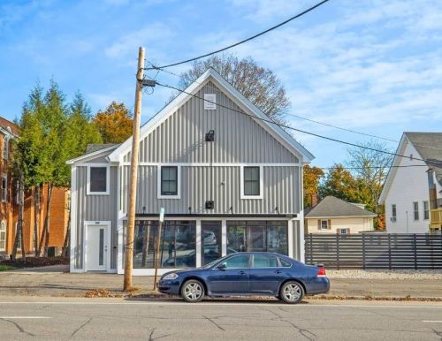 208 Main St, Concord NH  03301-5002 exterior