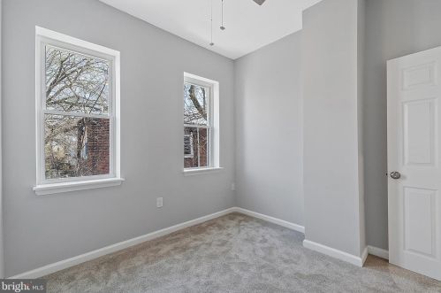 609 61 St, Philadelphia PA 19142-3402 exterior