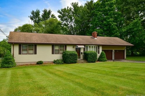 81 Cider Mill Rd, Ellington, CT 06029-3403
