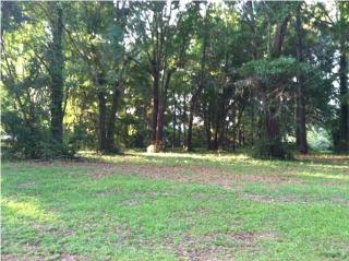 7889 Gull Bay Dr, Awendaw, SC 29429-6141