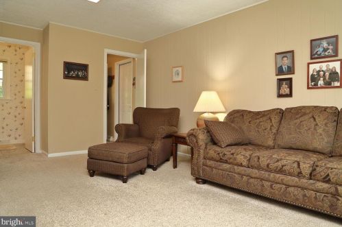 1144 Devonshire Rd, Lancaster PA  17601-1611 exterior