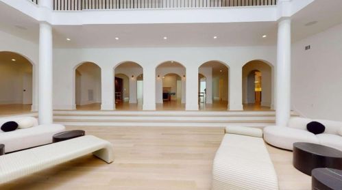 3206 Arden Rd, Atlanta GA  30327-1262 exterior