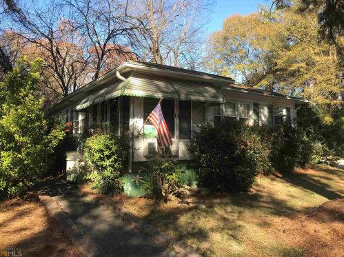 2547 Ben Hill Rd, Atlanta, GA 30344-2065