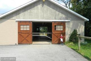 3286 Messersmith Rd, York, PA 17408-8224