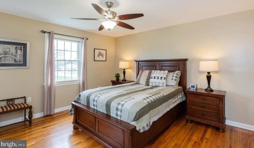 2006 Rachael Dr, Lancaster PA  17601-3655 exterior