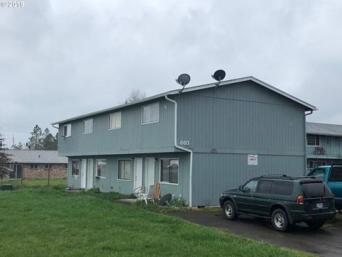 660 Kelly St, Alpine, OR 97456-9300