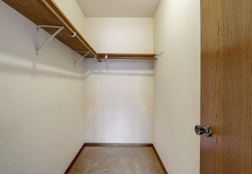 3727 Gershwin Ln, Saint Paul MN  55128-2944 exterior