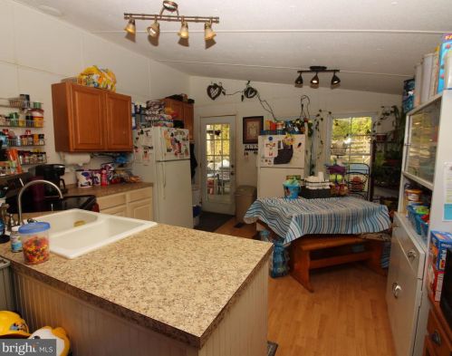 1991 Liberty Furnace Rd, Edinburg, VA 22824-2313