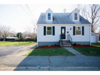 25 West St, Warren, RI 02885-2021