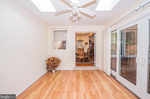 8921 2 Ave, Silver Spring MD 20910-2149 exterior