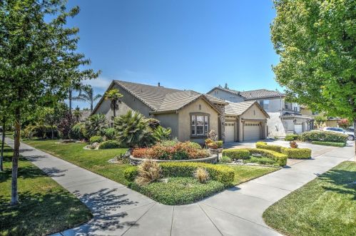 516 Lan Way, Ripon, CA 95366-9218