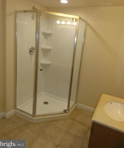 22 Crawford Dr, Charles Town WV 25414-6502 exterior