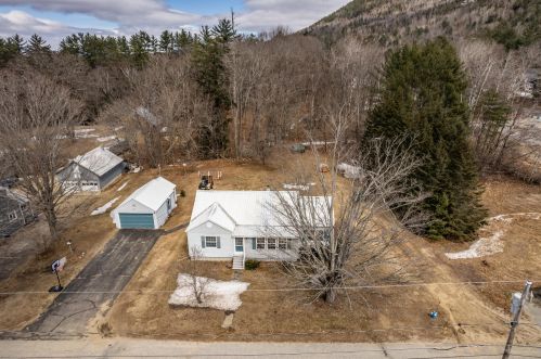 13 Robbins Ave, Carthage, ME 04224-9526