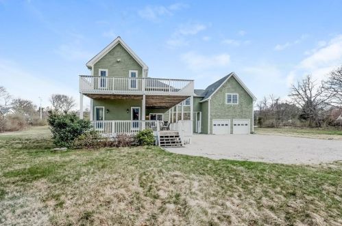 21 King Tom Dr, Charlestown, RI 02813-4130
