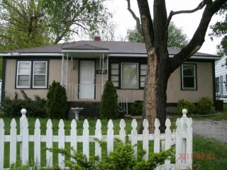 2310 Lexington Ave, Springfield MO  65803-1657 exterior
