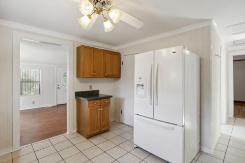 3180 Harris Dr, Atlanta GA  30344-4403 exterior