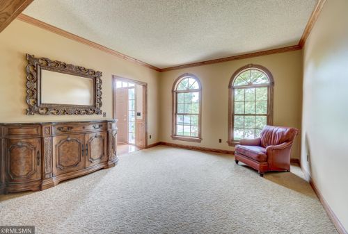 9137 Edinburgh Ln, Saint Paul MN  55125-9192 exterior