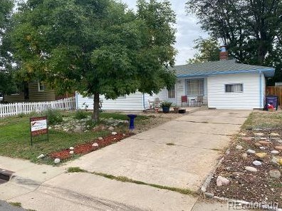 1590 Sperry St, Denver, CO 80219