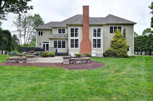 46 Colton Rd, Glastonbury, CT 06033-3947