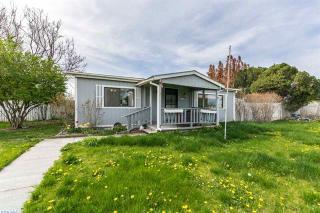 204105 Schuster Rd, Kennewick, WA 99337-6636