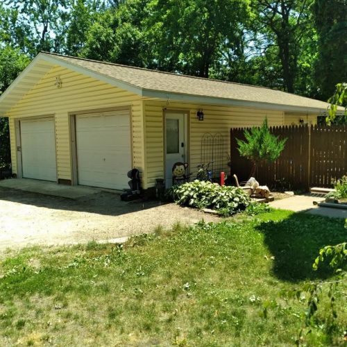 16611 19th St, St Marys Point, MN 55043-9425