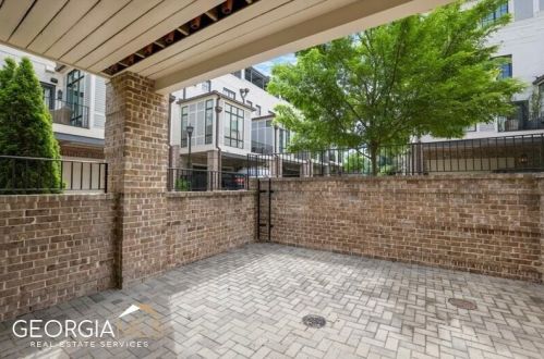 1074 Abington Ct, Atlanta GA  30319 exterior
