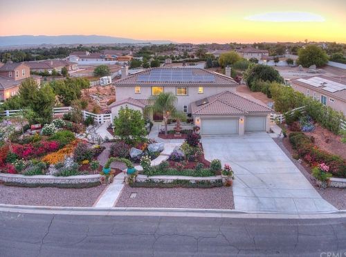 17735 Log Hill Dr, Riverside, CA 92504-8845