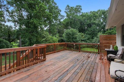 691 San Fernando Dr, Smyrna GA  30080-1478 exterior