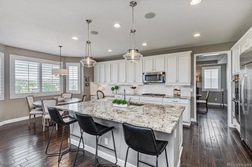 21925 Rowland Dr, Aurora CO exterior