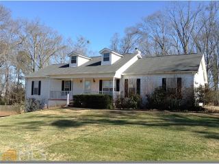124 Gardners Grove Dr, Mcdonough, GA 30252-7663
