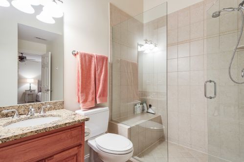 1425 Country Ln, Bannockburn IL  60015-4746 exterior