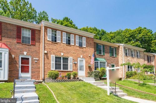 14054 Fallbrook Ln, Woodbridge, VA 22193-2108