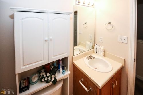 6845 Bells Lndg Cv, Rex GA 30273-2264 exterior