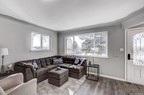 4860 Inca St, Englewood, CO 80110-6411