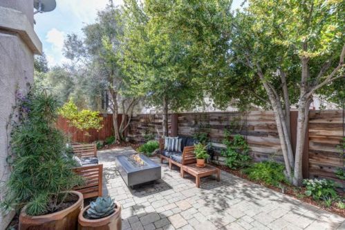 816 Almaden Ct, Livermore, CA 94551-8884